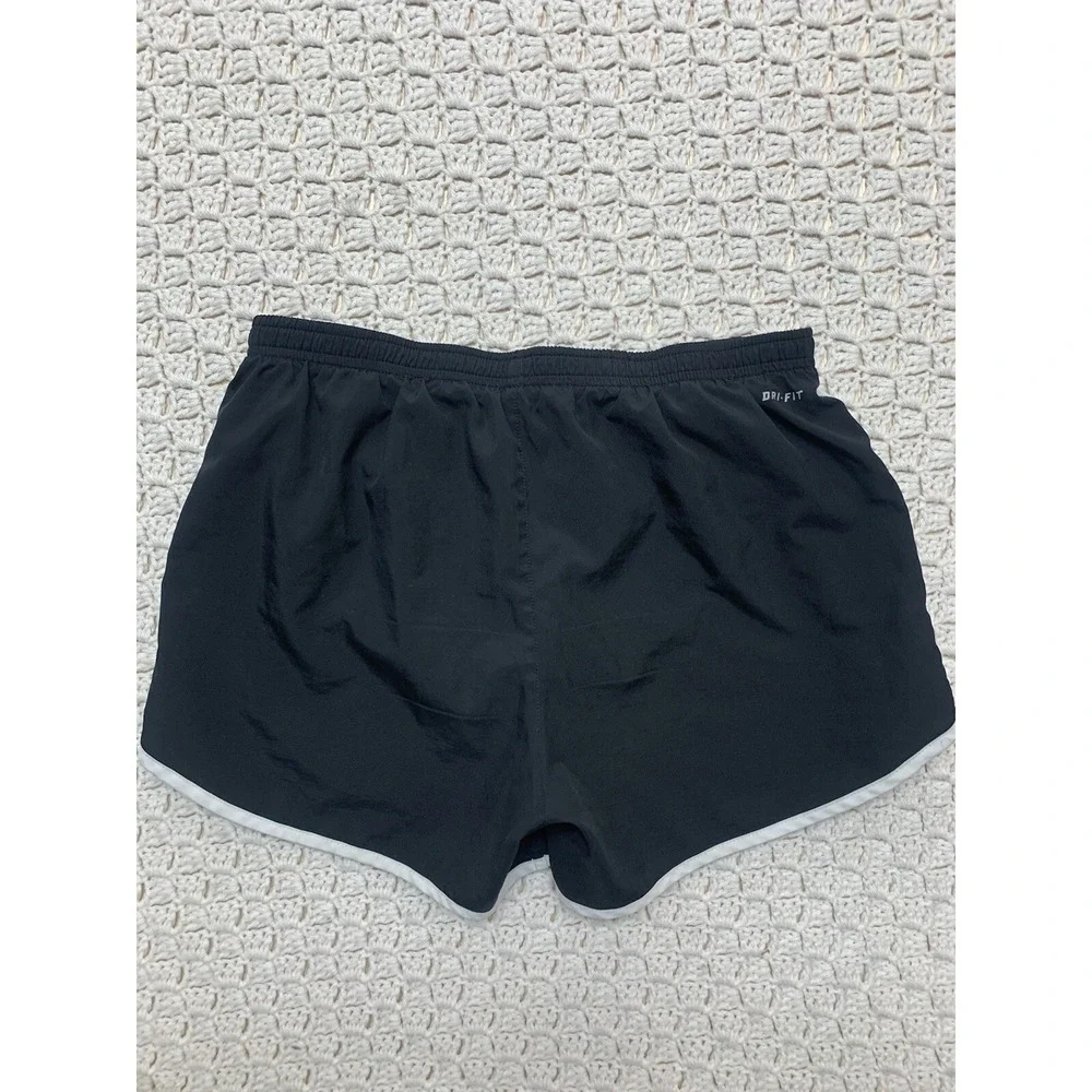 Nike Shorts Womens Size‎ M Black Athletic Running/Training  Gym Dri Fit
